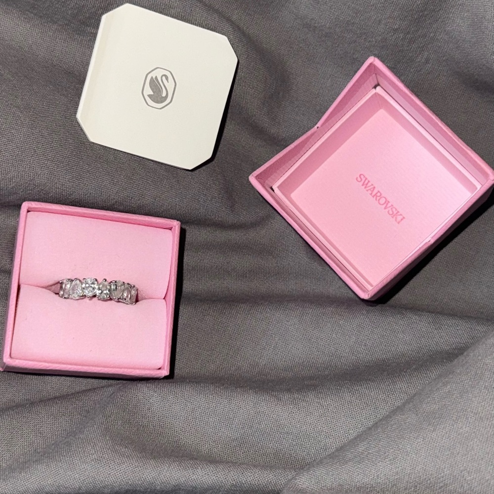 Swarovski Silver  Ring